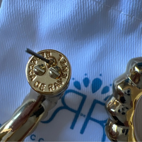 Rebecca de Ravenel Hoop Earrings - Picture 7 of 10